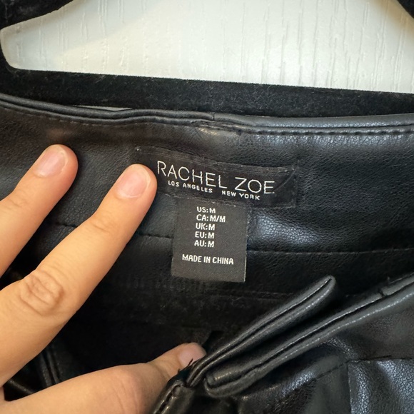 Women’s vegan leather pant - Picture 3 of 4